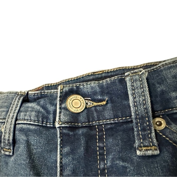 Women's Blue Jeans - Picture 5 of 10